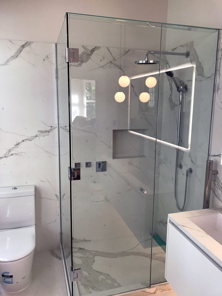 https://www.michaelhilltheglazier.co.nz/wp-content/uploads/2023/06/custom-glass-showers-768x1024.jpg