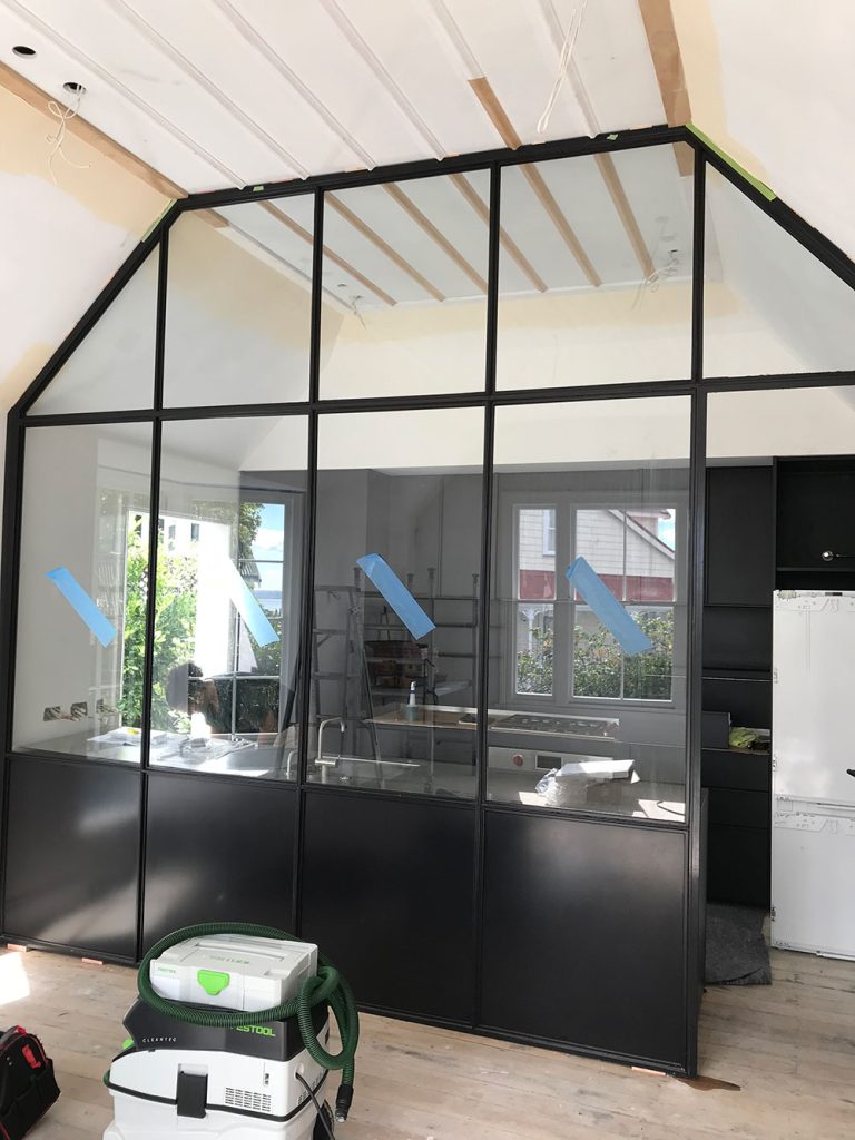 Custom Mirrors Auckland – Cut to Any Size - Michael Hill the Glazier