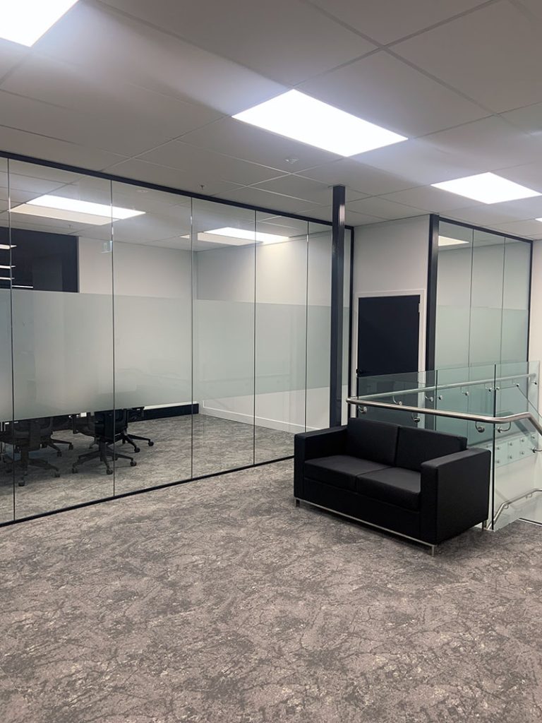 Custom Mirrors Auckland – Cut to Any Size - Michael Hill the Glazier